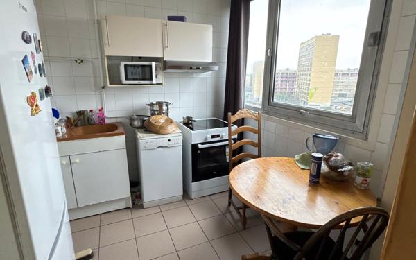 Appartement à vendre    4 pièces • 70 m2 Bron