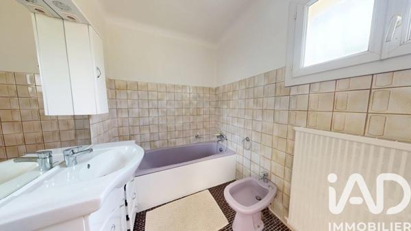 Maison à vendre 4 pièces 85 m² Tonnay-Charente
