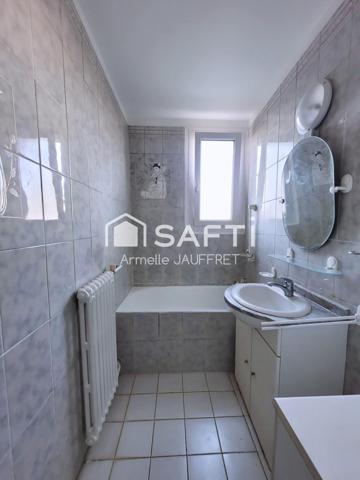 résidence verdoyante, sécurisée tout à pied.