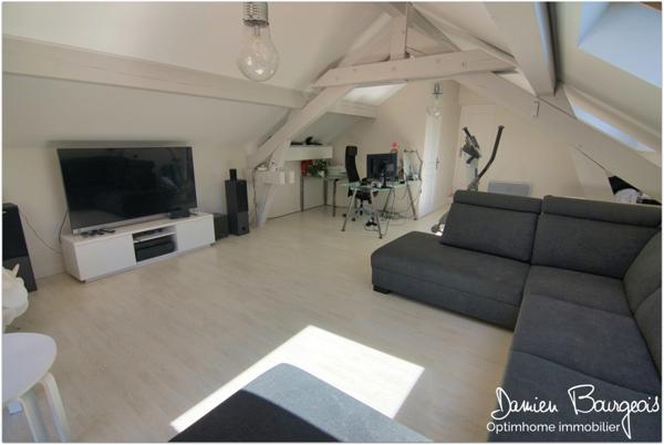 Elégante maison individuelle de 258 m² utiles offrant une vue imprenable dans un cadre naturel privilégié