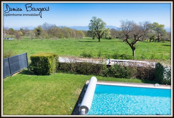 Elégante maison individuelle de 258 m² utiles offrant une vue imprenable dans un cadre naturel privilégié