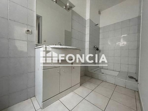 Location Appartement 3 pièces 72.48 m² - 1 PLACE GENERAL DE GAULLE Carcassonne 11000