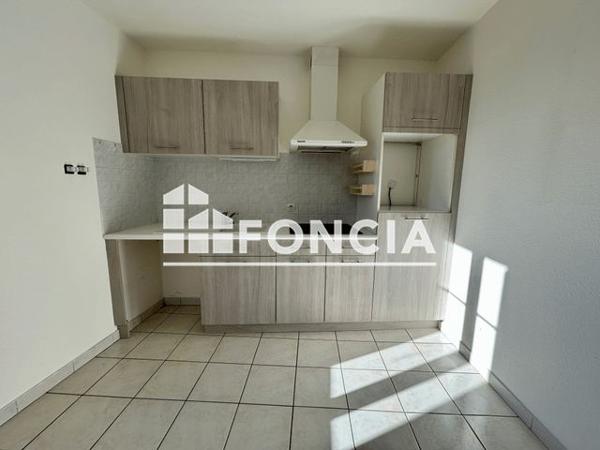 Location Appartement 3 pièces 72.48 m² - 1 PLACE GENERAL DE GAULLE Carcassonne 11000