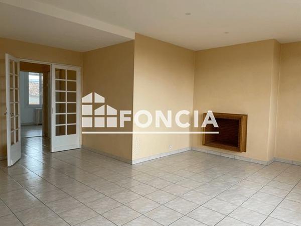 Location Appartement 4 pièces 99.88 m² - 13 AVENUE DE LAUTREC Castres 81100