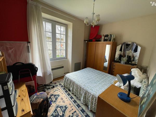 Maison de 5 pièces, garage et terrain, avec RÉSERVE DU DROIT D'USAGE PAR LE VENDEUR SA VIE DURANT