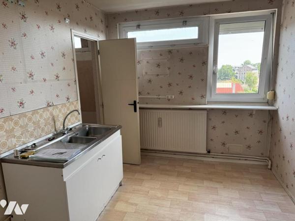 APPARTEMENT A VENDRE à CAMBRAI de type 4 d'une superficie de 75 m²