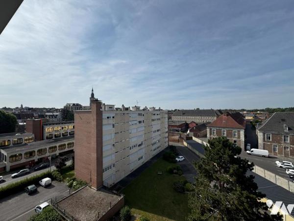 APPARTEMENT A VENDRE à CAMBRAI de type 4 d'une superficie de 75 m²