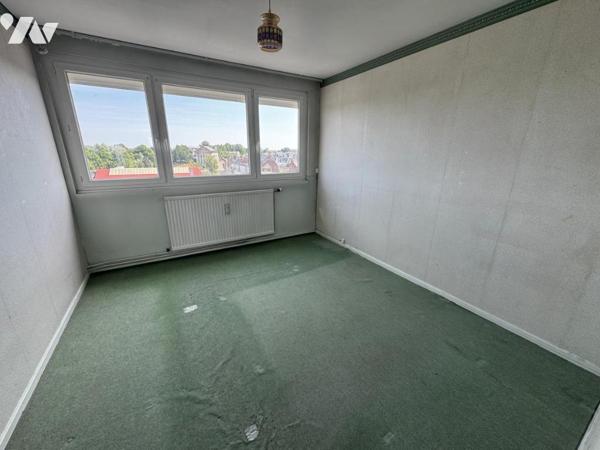 APPARTEMENT A VENDRE à CAMBRAI de type 4 d'une superficie de 75 m²