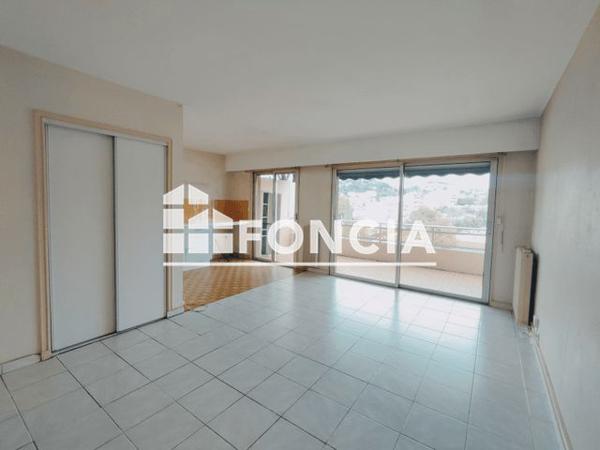 Location Studio 32.9 m² - LE LERINA Le Cannet 06110