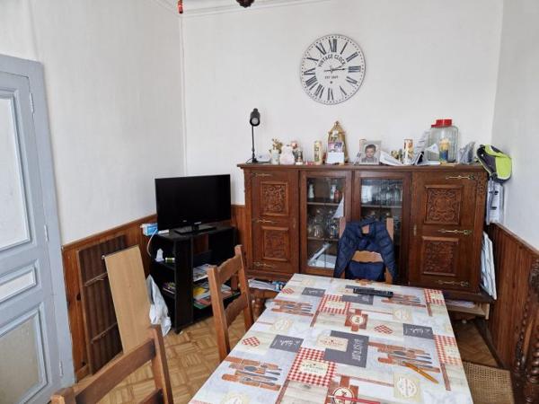 Maison mitoyenne 2 côtés Mamers 87 m²