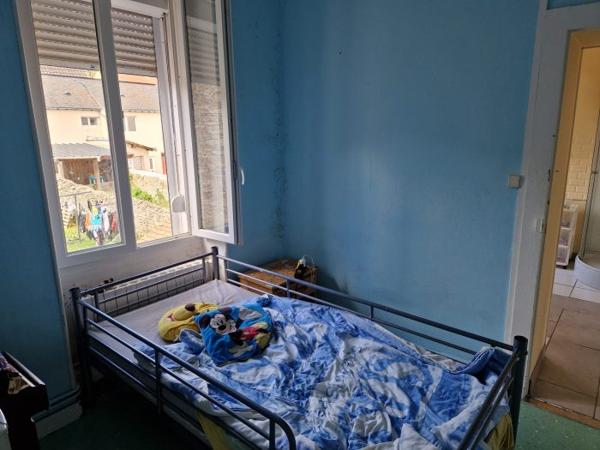 Maison mitoyenne 2 côtés Mamers 87 m²