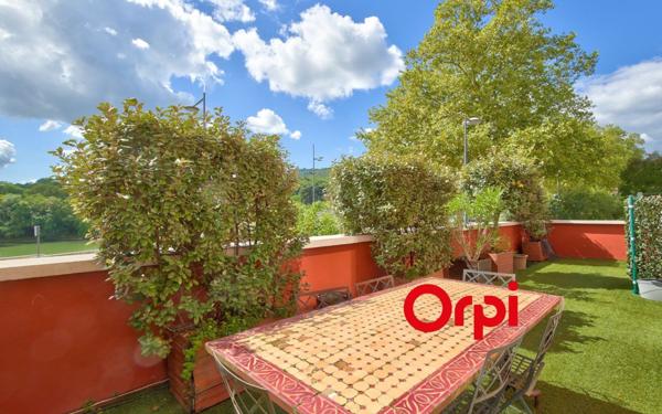 Maison à vendre    5 pièces • 115,18 m2 Fontaines-sur-Saône