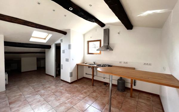 Immeuble à vendre    5 pièces •  Pézenas