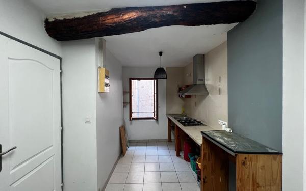 Immeuble à vendre    5 pièces •  Pézenas