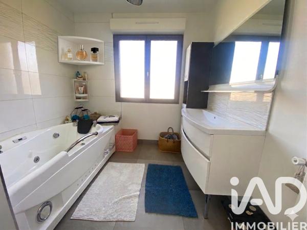 Maison à vendre 4 pièces 96,4 m² Divatte-sur-Loire