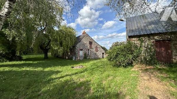 Ancien corps de ferme à rénover