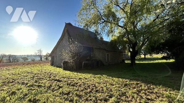 Ancien corps de ferme à rénover