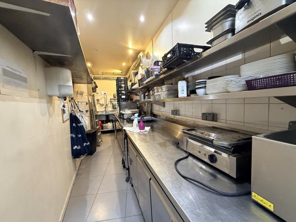 Fonds De Commerce
        
        - 43 m² 165 000 € *