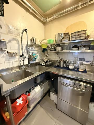 Fonds De Commerce
        
        - 43 m² 165 000 € *