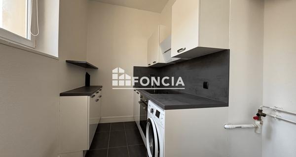Location Appartement 2 pièces 38.08 m² - ÉTampes 91150
