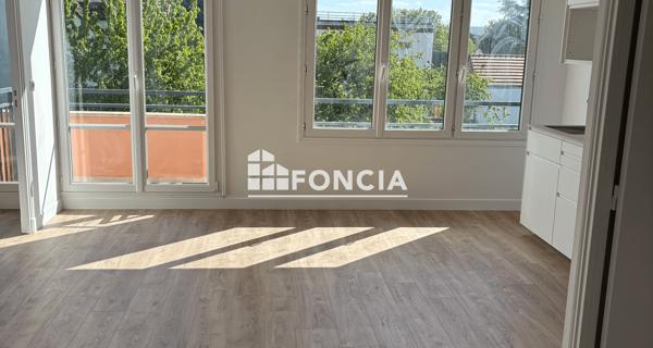 Location Appartement 3 pièces 42.35 m² - Les Mureaux 78130