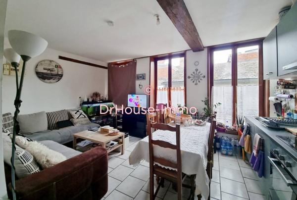 Immeuble à vendre 12 pièces de 235 m²