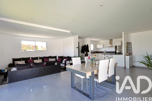 Maison à vendre 4 pièces 132 m² Saint-Léger-sous-Cholet