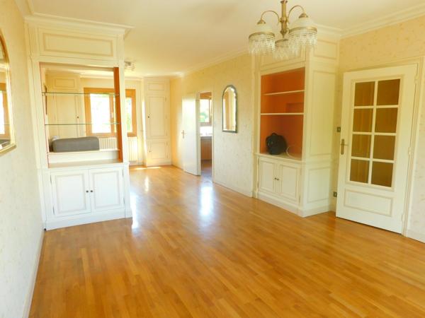 Maison à vendre 7 pièces FOUGERES (35)