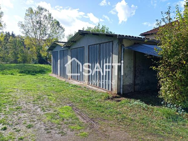 Maison familiale, appartement, jardin et dépendances