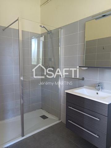 Maison familiale, appartement, jardin et dépendances