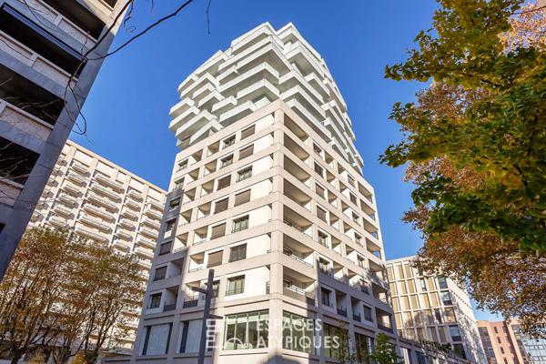 Appartement d’exception avec terrasse et vue dans la Sky Avenue