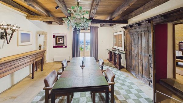 Château historique de 1501 avec vue panoramique et commodités à pied Parisot