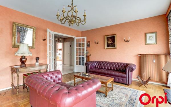 Appartement à vendre    5 pièces • 111,84 m2 Villeurbanne