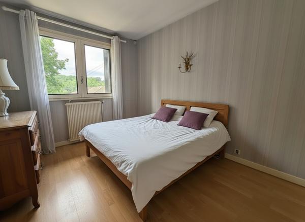 Maison 7 pièces avec jardin et garage