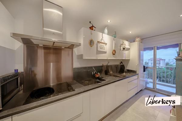 Magnifique T3 avec vue- 13009 - 88 m2