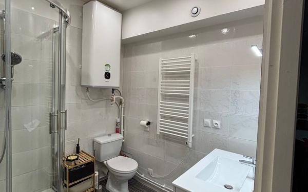 Appartement à louer    2 pièces • 69 m2 Nogent-l'Artaud