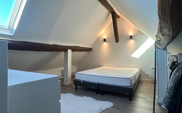 Appartement à louer    2 pièces • 69 m2 Nogent-l'Artaud