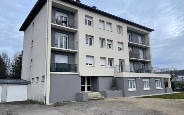 Appartement à vendre    4 pièces • 77 m2 Domblans