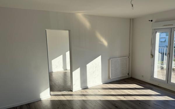 Appartement à vendre    4 pièces • 77 m2 Domblans