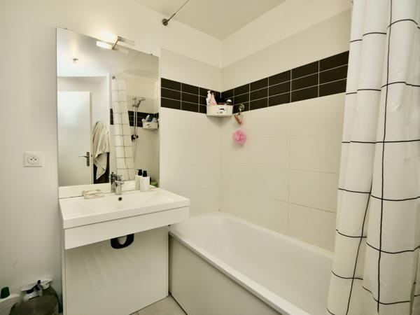 77190 Dammarie-les-lys Appartement 3 pièces - 56m²