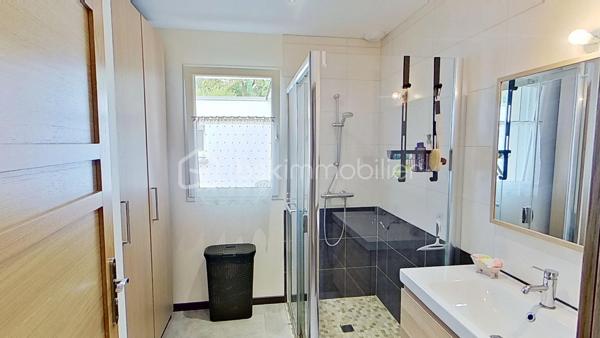 Maison d architecte de 151,22 m²