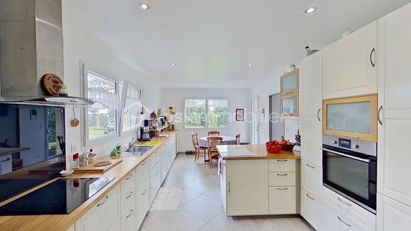 Maison d architecte de 151,22 m²