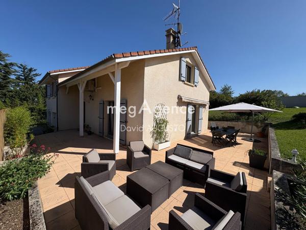 Maison à LENTILLY, 69210 - 6 pièces 142m²