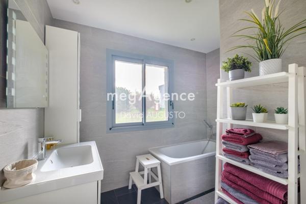 Maison à LENTILLY, 69210 - 6 pièces 142m²