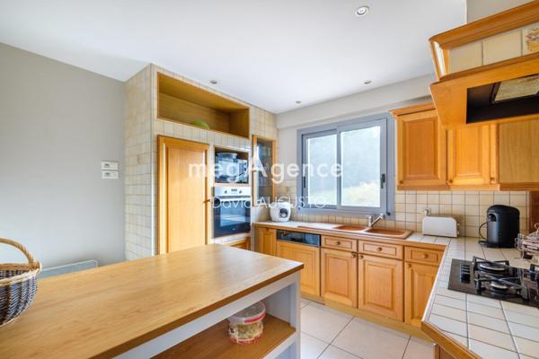 Maison à LENTILLY, 69210 - 6 pièces 142m²