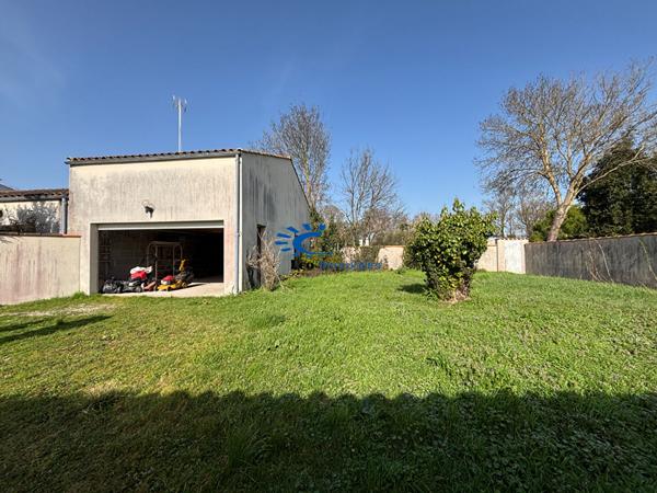 PERIGNY TERRAIN DE 260 M² AVEC GARAGE  Perigny