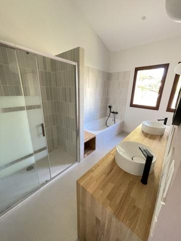 Votre Maison avec exterieur au Jardin Public