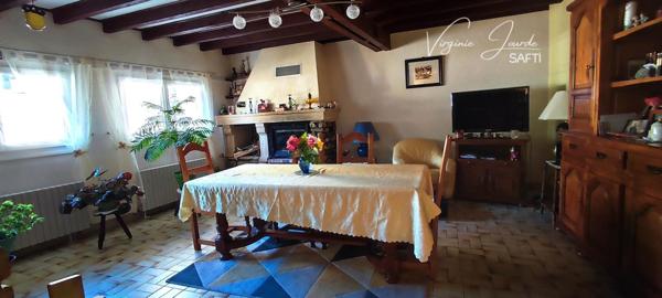 Maison avec dépendances