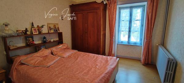 Maison avec dépendances