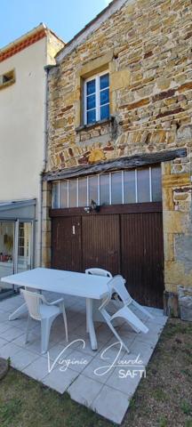 Maison avec dépendances